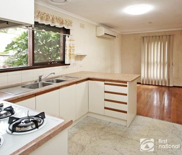 CENTRALLY LOCATED FAMILY HOME WITH BUNGALOW - Photo 3