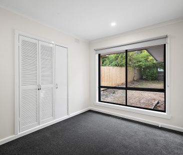 63 Manchester Road, Mooroolbark - Photo 3