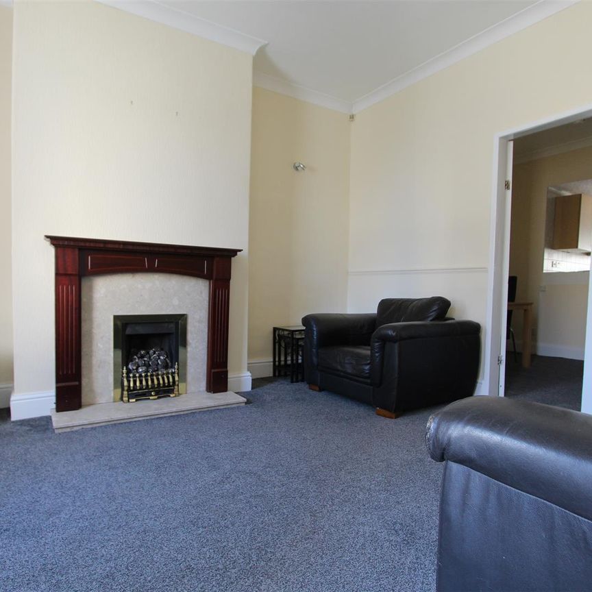 2 bed house to rent in Oak Street, Burnley, BB12 - Photo 1