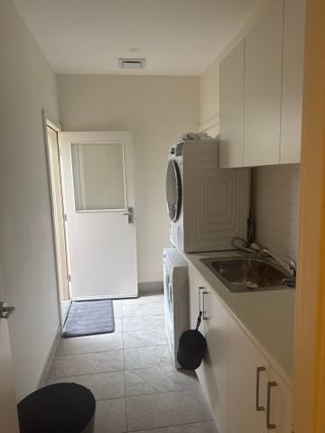 Coburg North - Photo 4