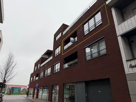 TE HUUR: Zéér ruim appartement in centrum Tielt. - Foto 2