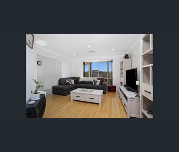 31 Francisco Crescent, Rosemeadow, NSW 2560 - Photo 5