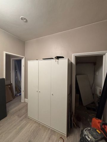 2 Bed Flat, Radstock Road, RG1 - Photo 2