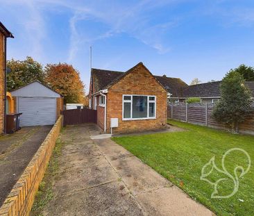 3 bedroom semi-detached bungalow to rent - Photo 1