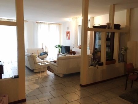 Location Appartement 3 pièces 127m² MONT DE MARSAN 40000 - Photo 2