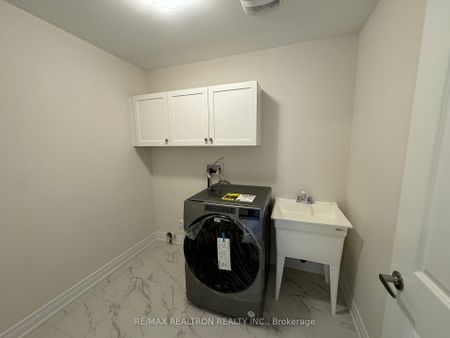 For Lease - 49 Faimira Avenue, Georgina, Ontario - Photo 5