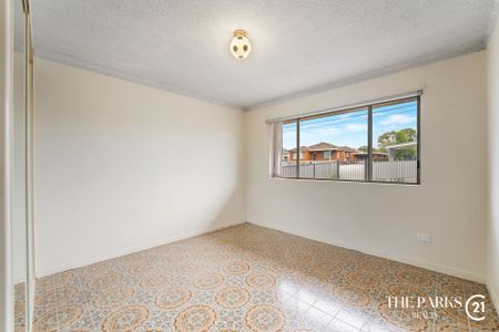 Charming & Spacious Family Home! - Photo 4