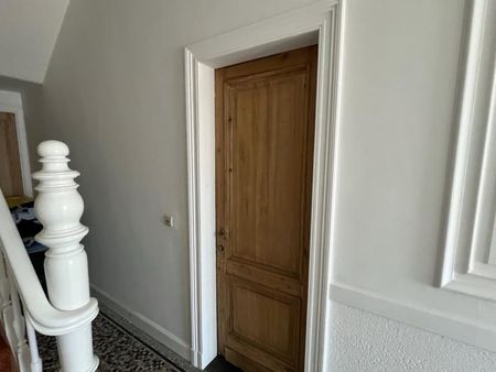 Ruim gelijkvloers-appartement met 2 slpk en terras - Foto 3