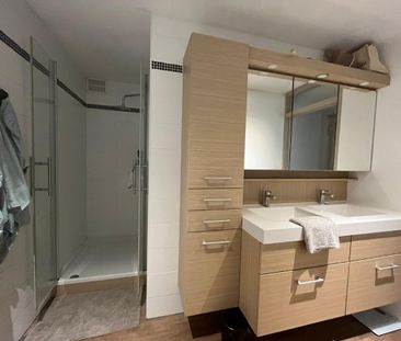 Ruim gelijkvloers appartement (175m²) in het centrum - Foto 1
