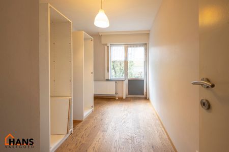 Recent gerenoveerd gelijkvloerappartement met stadstuin. - Foto 4