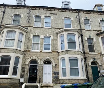 3 bedroom flat to rent - Photo 3