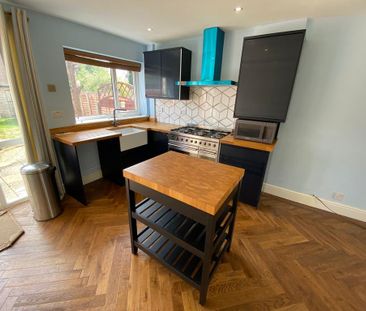 3 bedroom semi-detached house to rent - Photo 6