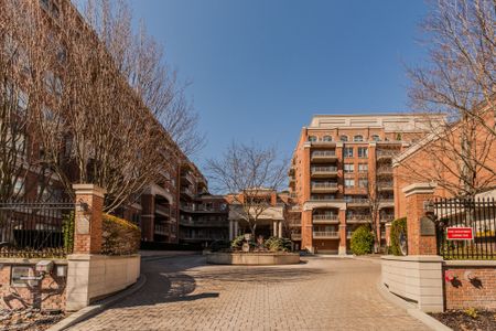 For Lease - 20 Burkebrook Place Unit# 407, Toronto, Ontario - Photo 4