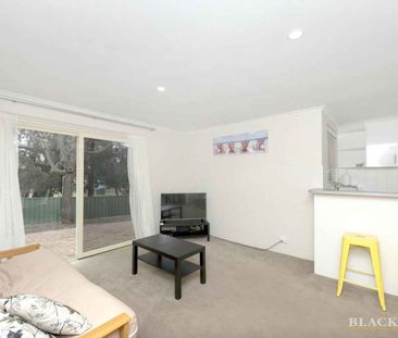 Self Contained Unit in Fadden - Photo 6