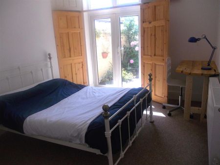 Coronation Road, Southville, Bristol - Photo 2