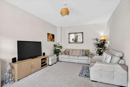 Goldcrest Road, Bracknell, RG12 - Photo 2