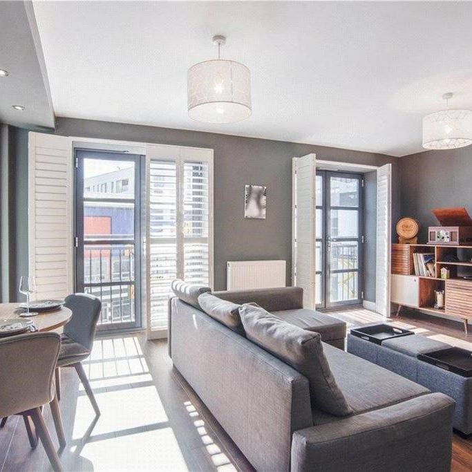 2 bedroom flat to rent - Photo 1