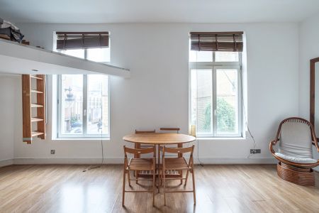 Whitecross Street, Clerkenwell, EC1Y - Photo 2