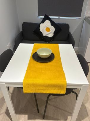 Studio Flat, London Road, CR7 - Photo 1