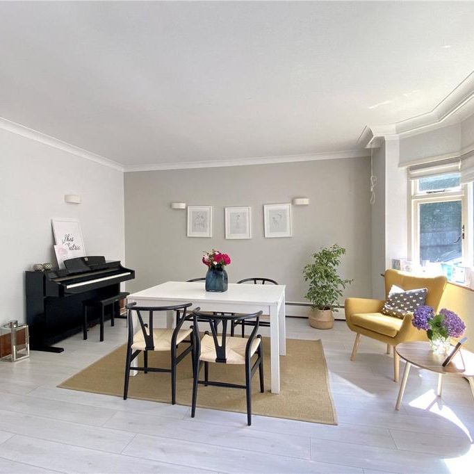 4 bedroom detached house to rent - Photo 1