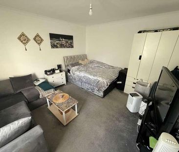 Brybur Close, Reading, RG2 - Photo 2