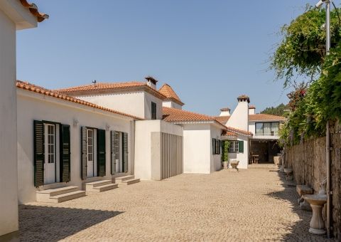 Andar de Moradia T4