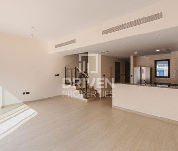 Vacant | Vastu | Brand New | Inner Community View - Photo 6