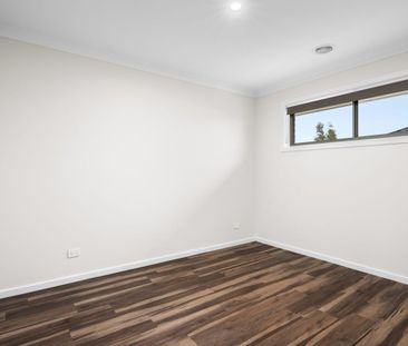 Low-Maintenance Lifestyle Home in Popular Thurgoona Pocket - Photo 4