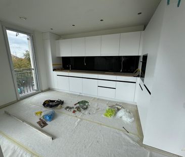 Luxuriöse Neubauwohnungen 3.5 bis 4.5 Zimmer mit Balkon oder Sitzpl... - Photo 4