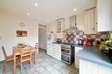 3 bedroom townhouse to rent - Photo 5