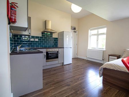 Studio to rent - Photo 5