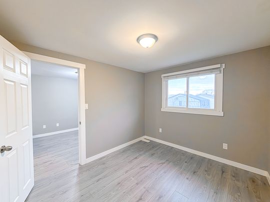 For Lease - 225 Kinmount Crescent Unit# Upper, Oshawa, Ontario - Photo 1