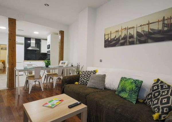 Calle del Caballero de Gracia, Madrid, Community of Madrid 28013