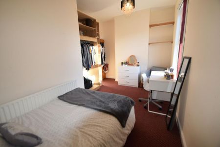 3 bedroom house share to rent - Photo 4