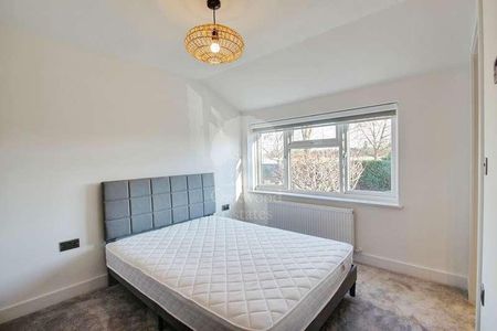 Station Road, Langley, SL3 - Photo 5