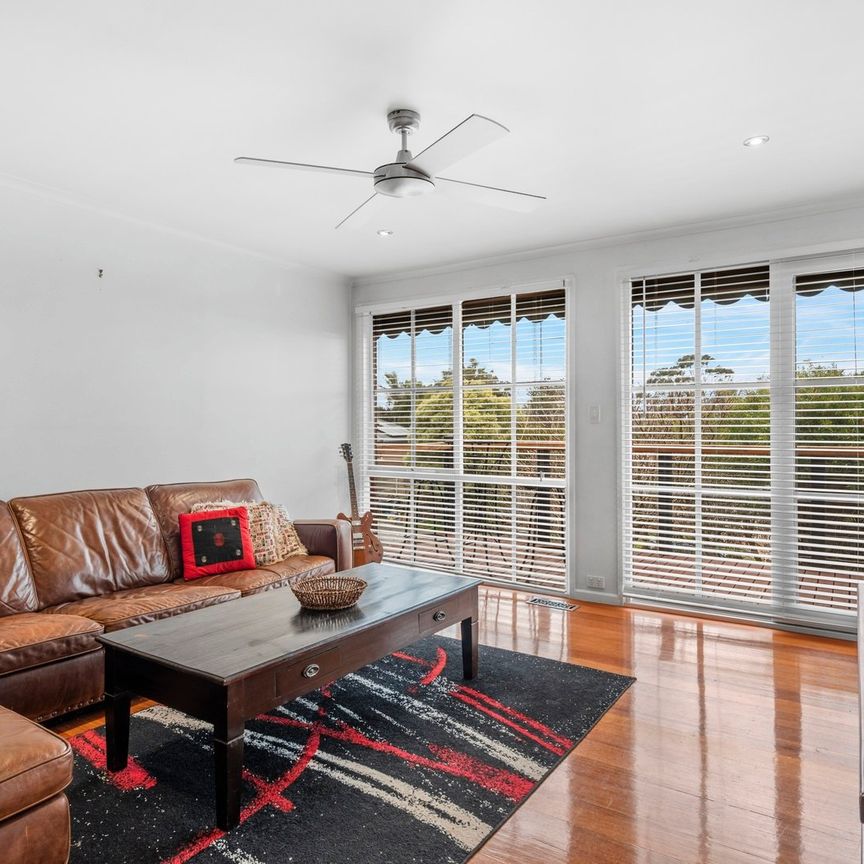 Beautiful 3-Bedroom Family Home with Exceptional Outdoor Entertaining! - Photo 1