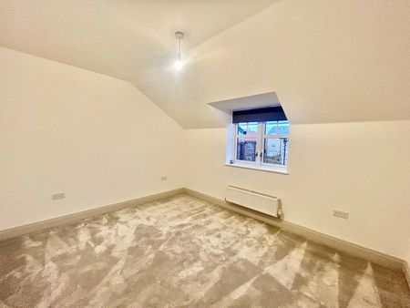 Spindle Avenue, Fleet, Hampshire, GU51 - Photo 5