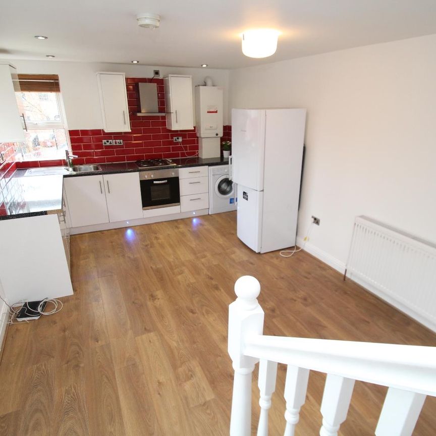 2 bedroom apartment to rent - Photo 1