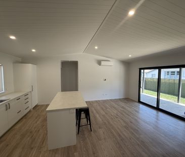 805 Dufferin Street, Akina - Photo 1