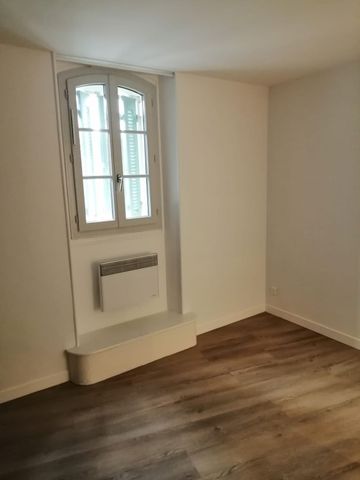 Location Appartement 2 pièces 38m² LA VALETTE DU VAR 83160 - Photo 5