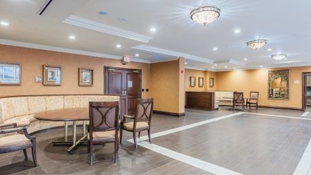 For Lease - 9225 Jane Street Unit# 607, Vaughan, Ontario - Photo 2