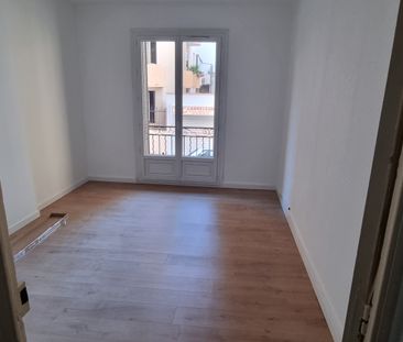Location Appartement 2 pièces 50m² TOULON 83000 - Photo 2