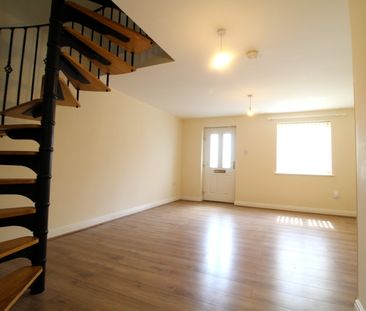 2 bedroom House for rent - Photo 1