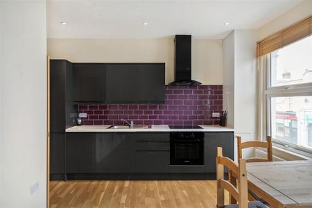 2 bedroom maisonette to rent - Photo 3