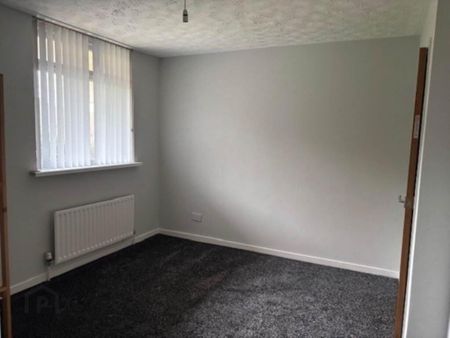 43a Carnhill Walk, Carrickfergus, BT38 7RG - Photo 4