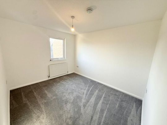 3 bedroom property to rent - Photo 1