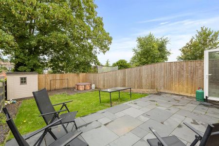 1 bedroom in a house share to rent - Photo 5