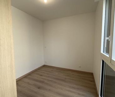 Location Appartement 3 pièces Meublé 73m² MERIGNAC 33700 - Photo 4
