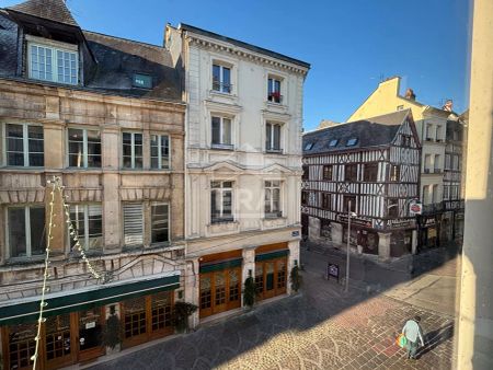 Studio meublé de 27.6 m2, Secteur Vieux Marché - Photo 4