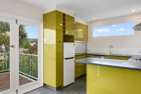 Spacious Home, Great Location - Photo 5